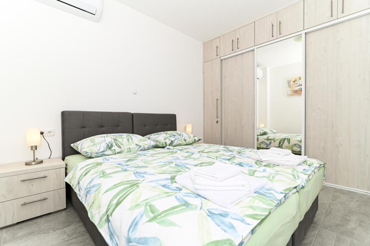 Luxury Apartment With Swimming Pool Ana تروغير المظهر الخارجي الصورة