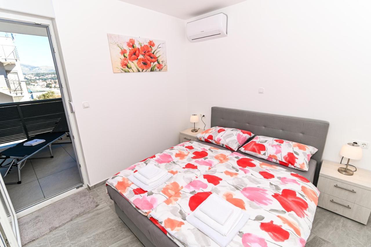 Luxury Apartment With Swimming Pool Ana تروغير المظهر الخارجي الصورة