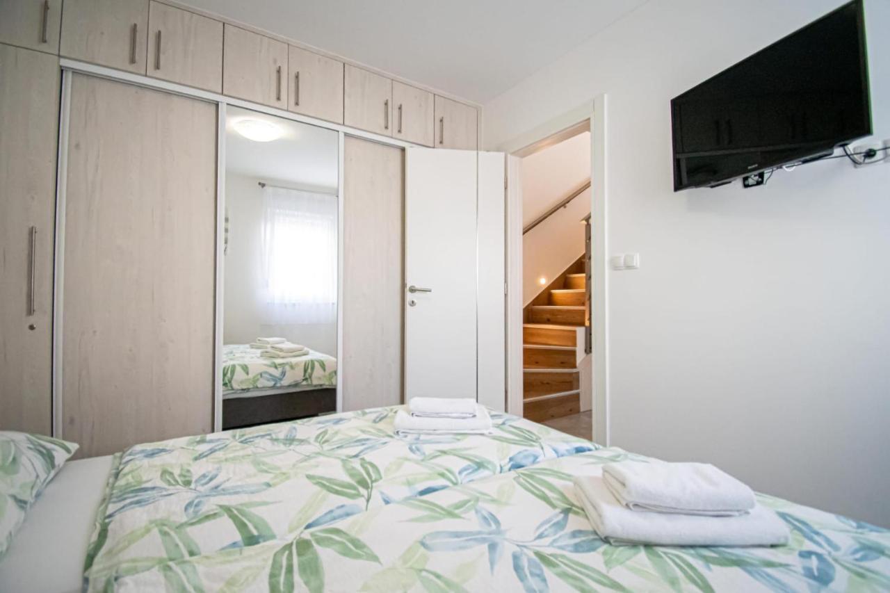 Luxury Apartment With Swimming Pool Ana تروغير المظهر الخارجي الصورة